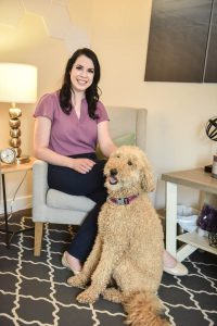 Megan Logan with Therapy Dog | Evergreen Wellness | Integrated Mental & Physical Wellness Centre | Olds and Didsbury Alberta